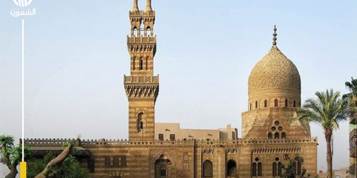 غضب واسع في مصر بعد وصف “السيدة عائشة” بلفظ مسيء على خرائط غوغل.. حذف اللفظ بتحرك عاجل