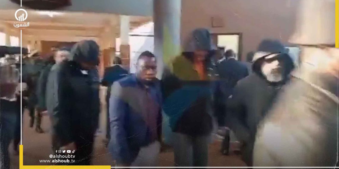 بينهم 5 مصريين.. مثول 11 متهمًا في قضية الطائرة المحتجزة أمام القضاء الزامبي