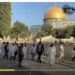مجموعات من المستوطنين تقتحم باحات المسجد الأقصى