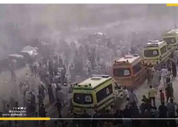 قرية مصرية تشيع 74 من أبنائها لقوا حتفهم في إعصار ليبيا