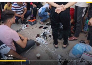 بشكل تدريجي.. عودة الاتصالات إلى قطاع غزة