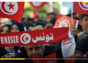 تونس.. عائلات المعتقلين يضربون عن الطعام تضامنا مع ذويهم