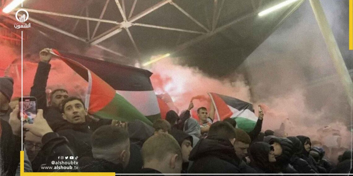  مدرجات نادي ديري الأيرلندي تشتعل بالأعلام الفلسطينية