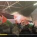  مدرجات نادي ديري الأيرلندي تشتعل بالأعلام الفلسطينية