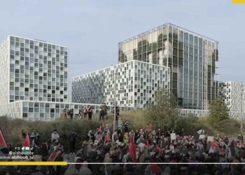 متظاهرون في هولندا يحثون المحكمة الدولية على التحرك ضد انتهاكات الاحتلال