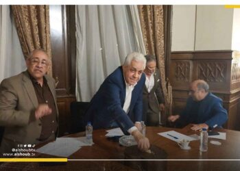 الحركة المدنية الديمقراطية تحذر من عواقب استمرار الانتهاكات الفاضحة أمام مكتب الشهر العقاري لمنع مؤيدي المرشحين المعارضين من تحرير توكيلات لخوض الانتخابات الرئاسية