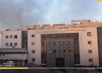 مقبرة جماعية للشهداء في مجمع الشفاء بغزة