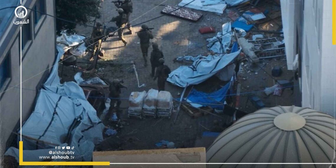 جيش الاحتلال يطالب بإخلاء مجمع الشفاء خلال ساعة واحدة