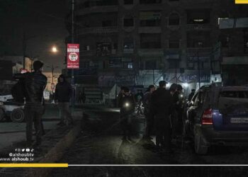 مقتل 2 وإصابة العشرات في قصف للنظام على سوق في إدلب