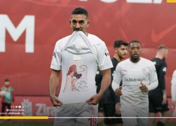 " كوكا" يقود فريقه للفوز يهاتريك ويرسل رسالة دعم لفلسطين