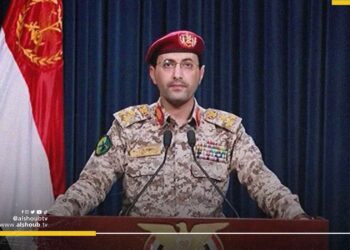 الحوثيون يعلنون استهداف جميع السفن المتجهة للاحتلال