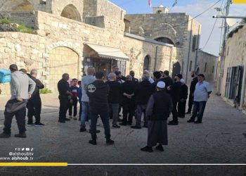 الغارديان تحذر من انفجار الوضع في اللد 