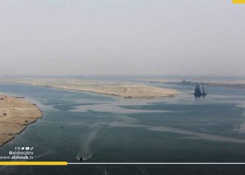 خلال شهرين.. قناة السويس فقد 42% من حركتها