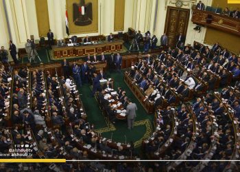 تدون أسماء علم بأسماء الوزراء.. البرلمان يستعد للتصويت على تعديل الحكومة 