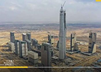 خيانة.. مصدر عسكري يكشف خطورة بناء السيسي للعاصمة الجديدة