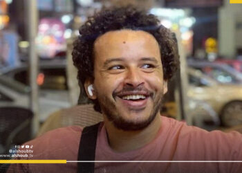 محكمة مصرية تقضي بالسجن 3 سنوات على معتقل التيشرت