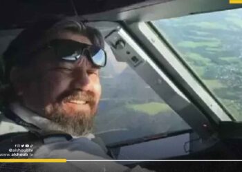 وفاة قائد طائرة مصرية بالسعودية يشعل مواقع التواصل 