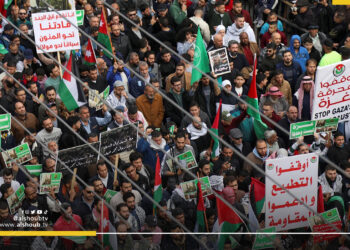 بعد مجزرة المواصي.. مظاهرات عارمة بالأردن دعما للمقاومة