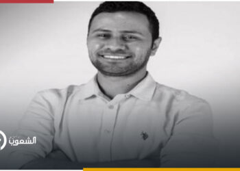 بسبب تدوينات اقتصادية.. تجديد حبس طبيب مصري 