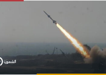 الحوثي تتبنى قصف تل أبيب بصاروخ فرط صوتي 