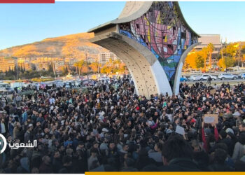 نظمها تابعين للنظام.. مظاهرة في ساحة الأمويين بدمشق للمطالبة بدولة علمانية