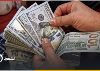 كارثة حقيقية.. الدولار يتخطى 51 جنيها بتعاملات البنوك